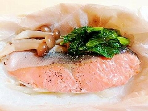 【腎臓病レシピ】鮭のクッキングシート包み焼き